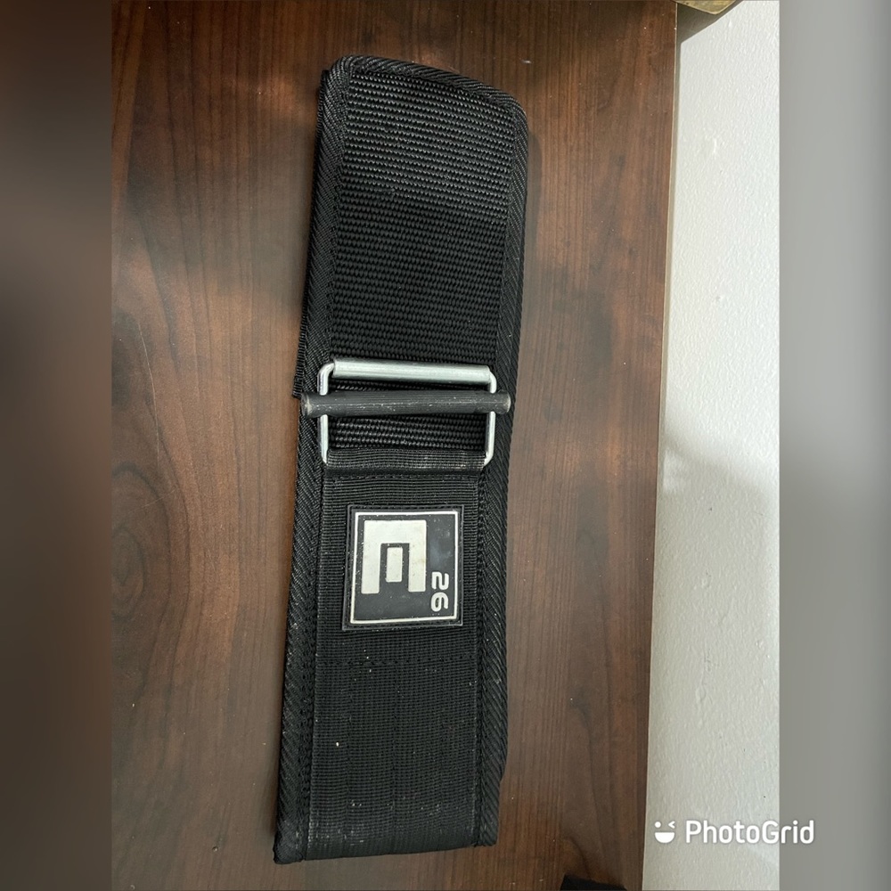 E 26 lifting belt